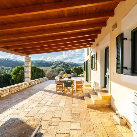 Elaion Hideaway - Uncover Petalidi's Secrets *