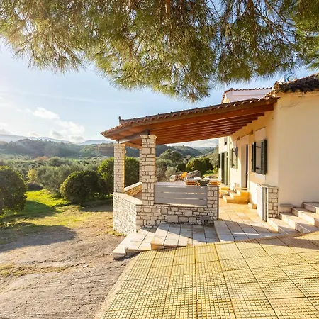 Elaion Hideaway - Uncover Petalidi's Secrets * Karpofora