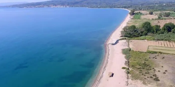 Elaion Hideaway - Uncover Petalidi's Secrets