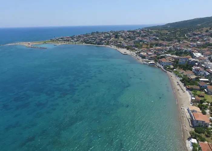 Elaion Hideaway - Uncover Petalidi's Secrets Karpofora