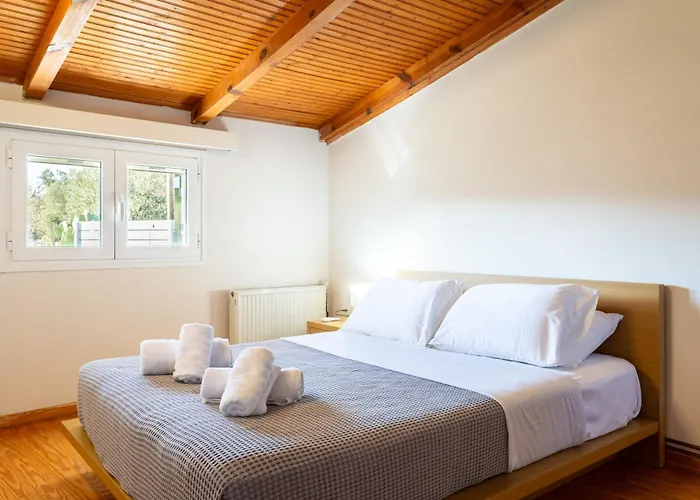 Σπίτι διακοπών Elaion Hideaway - Uncover Petalidi's Secrets *