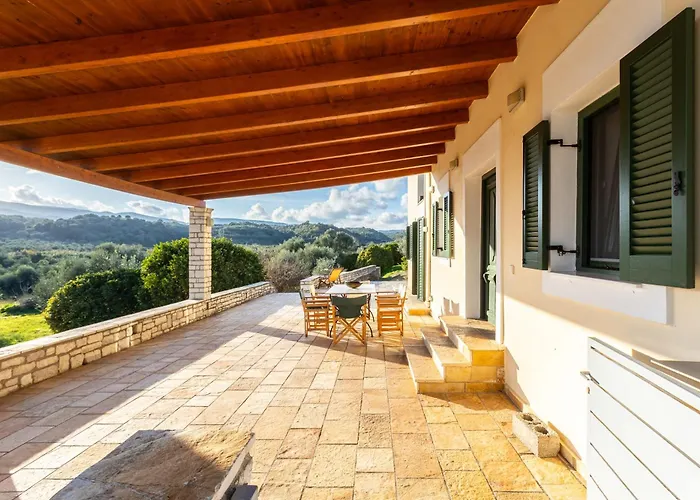 Elaion Hideaway - Uncover Petalidi's Secrets *